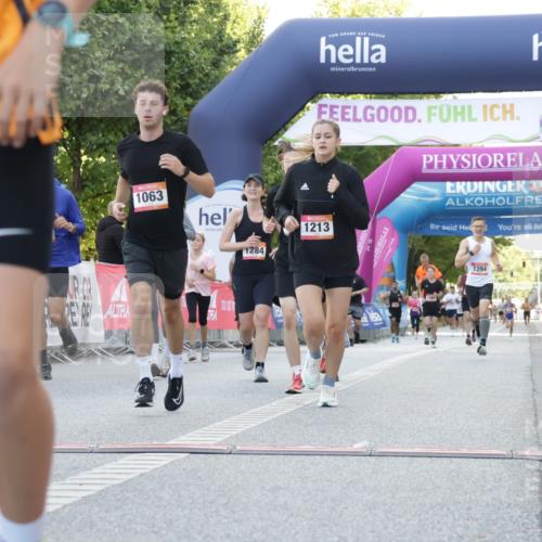 06.09.2026 - CURREX Alsterlauf Yannick Fuchs http://msf.ph/oto/10229745 06.09.2026 11:49:14 Ziel 1063, 1078, 1155, 1156, 1213, 1284, 1285, 1286, 1288, 1294, 1295, 1318, 8042, 8103, 8261 meine-sportfotos.de