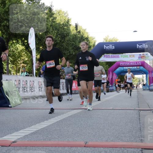 06.09.2026 - CURREX Alsterlauf Yannick Fuchs http://msf.ph/oto/10229750 06.09.2026 11:49:15 Ziel 1063, 1078, 1155, 1156, 1213, 1284, 1285, 1286, 1288, 1294, 1295, 1318, 8042, 8103, 8261 meine-sportfotos.de
