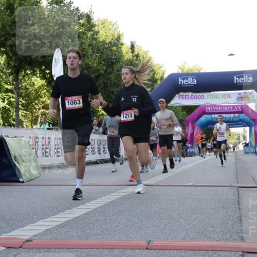 06.09.2026 - CURREX Alsterlauf Yannick Fuchs http://msf.ph/oto/10229752 06.09.2026 11:49:16 Ziel 1063, 1072, 1078, 1155, 1156, 1213, 1284, 1285, 1286, 1288, 1294, 1295, 1318, 8042, 8103, 8245, 8261 meine-sportfotos.de