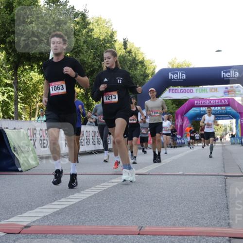 06.09.2026 - CURREX Alsterlauf Yannick Fuchs http://msf.ph/oto/10229753 06.09.2026 11:49:16 Ziel 1063, 1072, 1078, 1155, 1156, 1213, 1284, 1285, 1286, 1288, 1294, 1295, 1318, 8042, 8103, 8245, 8261 meine-sportfotos.de