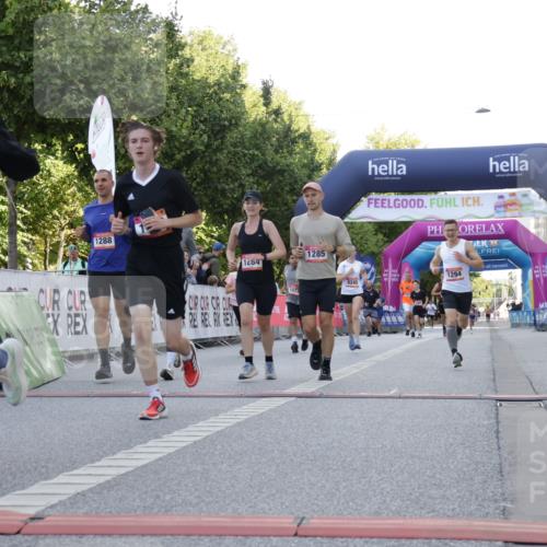 06.09.2026 - CURREX Alsterlauf Yannick Fuchs http://msf.ph/oto/10229756 06.09.2026 11:49:17 Ziel 1063, 1072, 1078, 1155, 1156, 1172, 1213, 1284, 1285, 1286, 1288, 1294, 1295, 1318, 8245, 8261 meine-sportfotos.de