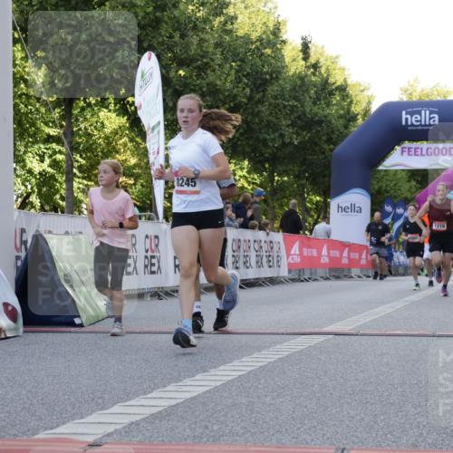 06.09.2026 - CURREX Alsterlauf Yannick Fuchs http://msf.ph/oto/10229768 06.09.2026 11:49:21 Ziel 1060, 1063, 1072, 1078, 1155, 1156, 1172, 1213, 1216, 1267, 1284, 1285, 1286, 1288, 1294, 8245 meine-sportfotos.de