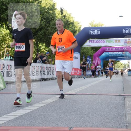 06.09.2026 - CURREX Alsterlauf Yannick Fuchs http://msf.ph/oto/10229782 06.09.2026 11:49:26 Ziel 1060, 1072, 1172, 1216, 1267, 1294, 1312, 8245, 8267 meine-sportfotos.de