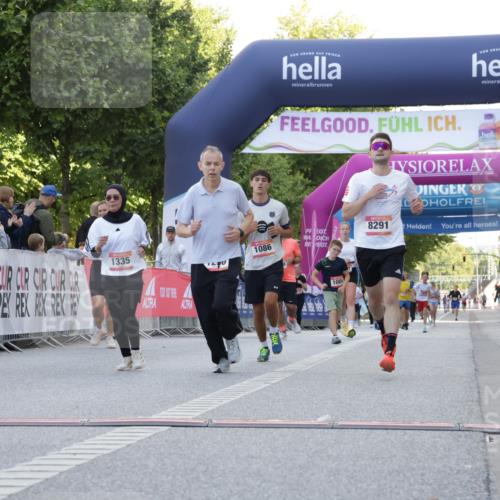 06.09.2026 - CURREX Alsterlauf Yannick Fuchs http://msf.ph/oto/10229827 06.09.2026 11:49:48 Ziel 1012, 1086, 1163, 1251, 1290, 1335, 1339, 8291 meine-sportfotos.de