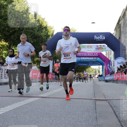 06.09.2026 - CURREX Alsterlauf Yannick Fuchs http://msf.ph/oto/10229831 06.09.2026 11:49:50 Ziel 1004, 1012, 1086, 1144, 1163, 1290, 1335, 8291 meine-sportfotos.de