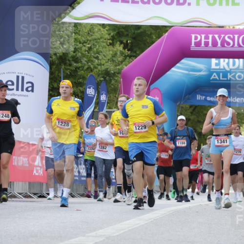 06.09.2026 - CURREX Alsterlauf Yannick Fuchs http://msf.ph/oto/10229858 06.09.2026 11:50:06 Ziel 1141 meine-sportfotos.de
