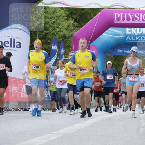 06.09.2026 - CURREX Alsterlauf Yannick Fuchs http://msf.ph/oto/10229859 06.09.2026 11:50:06 Ziel 1141 meine-sportfotos.de