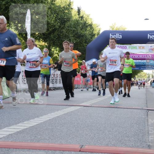 06.09.2026 - CURREX Alsterlauf Yannick Fuchs http://msf.ph/oto/10229873 06.09.2026 11:50:18 Ziel 1031, 1062, 1087, 1140, 1171, 1183, 1228, 1229, 1248, 1278, 1282, 1292, 1336, 1341, 2484, 6390, 8344 meine-sportfotos.de