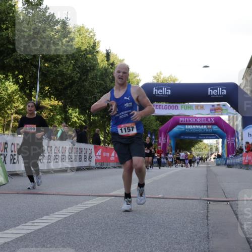 06.09.2026 - CURREX Alsterlauf Yannick Fuchs http://msf.ph/oto/10229925 06.09.2026 11:50:49 Ziel 1149, 1157, 1199, 1234, 1299 meine-sportfotos.de