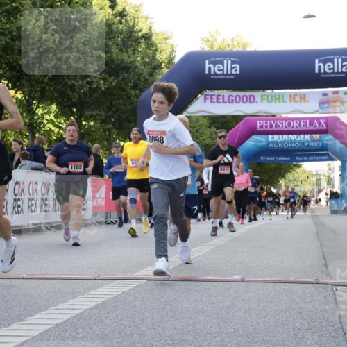 06.09.2026 - CURREX Alsterlauf Yannick Fuchs http://msf.ph/oto/10229955 06.09.2026 11:51:09 Ziel 1182, 1235, 1246, 1296, 1314, 8098, 8162, 8251, 8285, 8312, 8346 meine-sportfotos.de