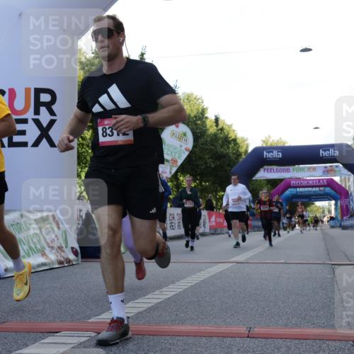 06.09.2026 - CURREX Alsterlauf Yannick Fuchs http://msf.ph/oto/10229961 06.09.2026 11:51:15 Ziel 1079, 1180, 1182, 1246, 1314, 4444, 8098, 8251, 8285, 8312, 8335 meine-sportfotos.de