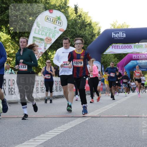 06.09.2026 - CURREX Alsterlauf Yannick Fuchs http://msf.ph/oto/10229964 06.09.2026 11:51:16 Ziel 1079, 1129, 1178, 1180, 1182, 1246, 1314, 4444, 8098, 8184, 8251, 8285, 8312, 8335 meine-sportfotos.de