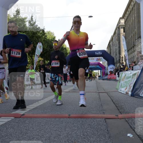06.09.2026 - CURREX Alsterlauf Yannick Fuchs http://msf.ph/oto/10229980 06.09.2026 11:51:23 Ziel 1032, 1035, 1079, 1103, 1129, 1148, 1178, 1179, 1180, 1224, 1300, 4444, 8047, 8184, 8208, 8335 meine-sportfotos.de