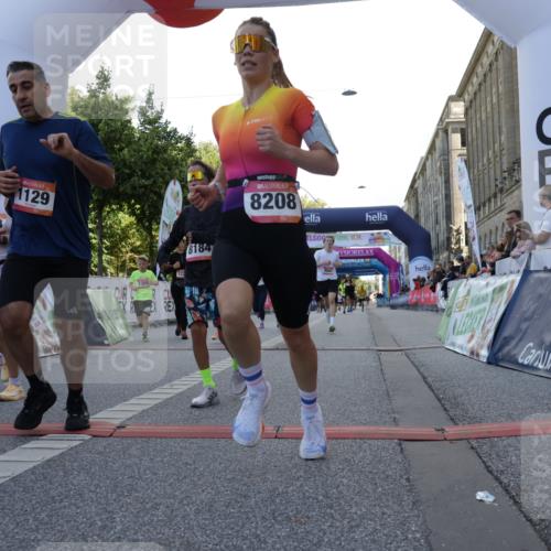 06.09.2026 - CURREX Alsterlauf Yannick Fuchs http://msf.ph/oto/10229982 06.09.2026 11:51:23 Ziel 1032, 1035, 1079, 1103, 1129, 1148, 1178, 1179, 1180, 1224, 1300, 4444, 8047, 8184, 8208, 8335 meine-sportfotos.de