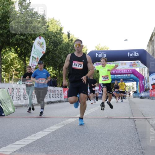 06.09.2026 - CURREX Alsterlauf Yannick Fuchs http://msf.ph/oto/10229990 06.09.2026 11:51:29 Ziel 1032, 1035, 1102, 1103, 1148, 1179, 1224, 1300, 1301, 1321, 1343, 1346, 8047, 8172, 8208 meine-sportfotos.de