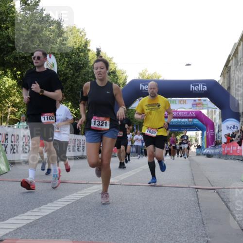 06.09.2026 - CURREX Alsterlauf Yannick Fuchs http://msf.ph/oto/10230002 06.09.2026 11:51:34 Ziel 1029, 1056, 1102, 1158, 1162, 1226, 1301, 1321, 1343, 1345, 1346, 8172 meine-sportfotos.de