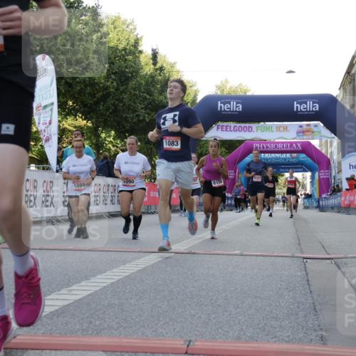 06.09.2026 - CURREX Alsterlauf Yannick Fuchs http://msf.ph/oto/10230013 06.09.2026 11:51:40 Ziel 1029, 1056, 1083, 1089, 1090, 1102, 1158, 1162, 1194, 1226, 1257, 1315, 1321, 1345, 8159, 8327 meine-sportfotos.de