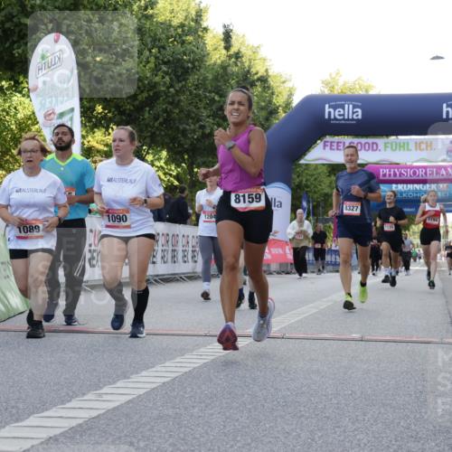 06.09.2026 - CURREX Alsterlauf Yannick Fuchs http://msf.ph/oto/10230020 06.09.2026 11:51:41 Ziel 1029, 1056, 1083, 1089, 1090, 1102, 1135, 1158, 1162, 1194, 1226, 1257, 1315, 1321, 1345, 8159, 8327 meine-sportfotos.de