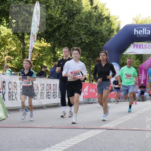 06.09.2026 - CURREX Alsterlauf Yannick Fuchs http://msf.ph/oto/10230091 06.09.2026 11:52:20 Ziel 1009, 1059, 1120, 1186, 1205, 1206, 1215, 1244, 1266, 1304 meine-sportfotos.de