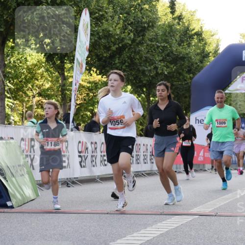 06.09.2026 - CURREX Alsterlauf Yannick Fuchs http://msf.ph/oto/10230094 06.09.2026 11:52:21 Ziel 1009, 1020, 1059, 1120, 1186, 1205, 1206, 1215, 1244, 1266, 1304 meine-sportfotos.de