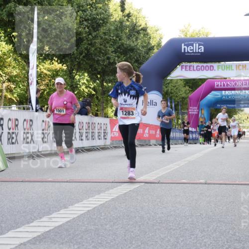 06.09.2026 - CURREX Alsterlauf Yannick Fuchs http://msf.ph/oto/10230160 06.09.2026 11:52:57 Ziel 1001, 1061, 1077, 1283, 1340, 3821, 3822, 8016, 8137, 8300 meine-sportfotos.de