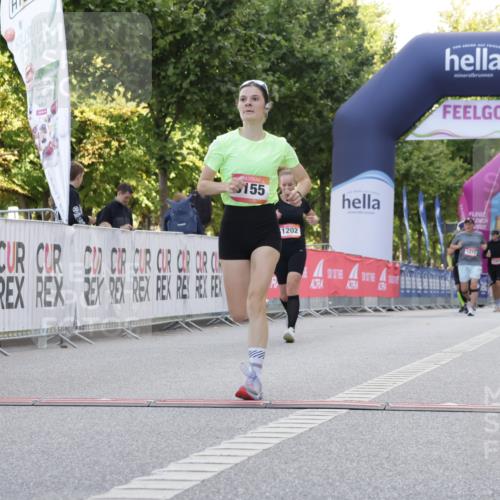 06.09.2026 - CURREX Alsterlauf Yannick Fuchs http://msf.ph/oto/10230184 06.09.2026 11:53:06 Ziel 1001, 1040, 1184, 1202, 1293, 4802, 8155, 8300 meine-sportfotos.de