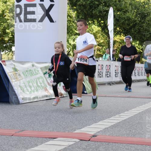 06.09.2026 - CURREX Alsterlauf Yannick Fuchs http://msf.ph/oto/10230222 06.09.2026 11:53:20 Ziel 1026, 1034, 1095, 1096, 1114, 1115, 1130, 1317, 1329, 8048 meine-sportfotos.de