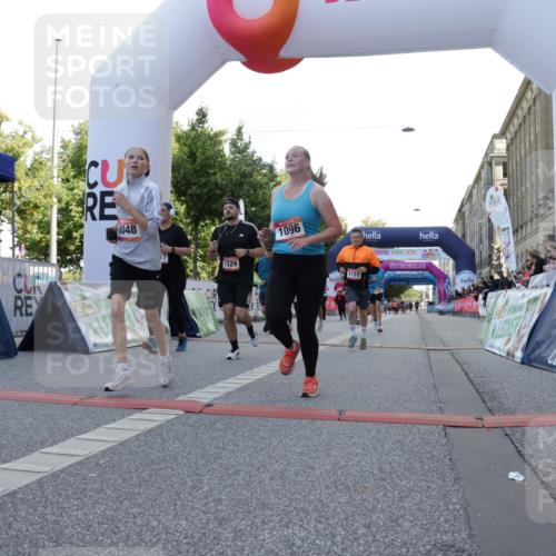 06.09.2026 - CURREX Alsterlauf Yannick Fuchs http://msf.ph/oto/10230233 06.09.2026 11:53:22 Ziel 1026, 1034, 1095, 1096, 1114, 1115, 1130, 1317, 1329, 8046, 8048 meine-sportfotos.de