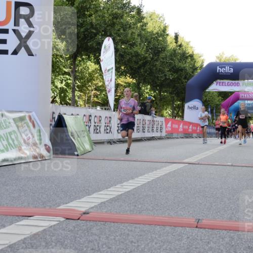 06.09.2026 - CURREX Alsterlauf Yannick Fuchs http://msf.ph/oto/10230281 06.09.2026 11:53:37 Ziel 1066, 1081, 1111, 1250, 1334, 8261 meine-sportfotos.de