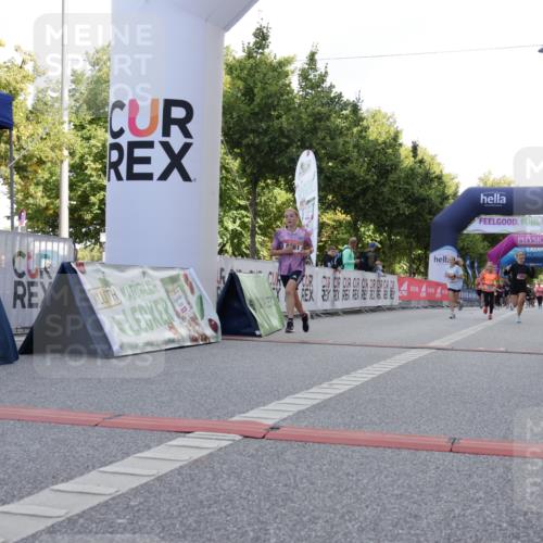 06.09.2026 - CURREX Alsterlauf Yannick Fuchs http://msf.ph/oto/10230284 06.09.2026 11:53:37 Ziel 1066, 1081, 1111, 1250, 1334, 8261 meine-sportfotos.de