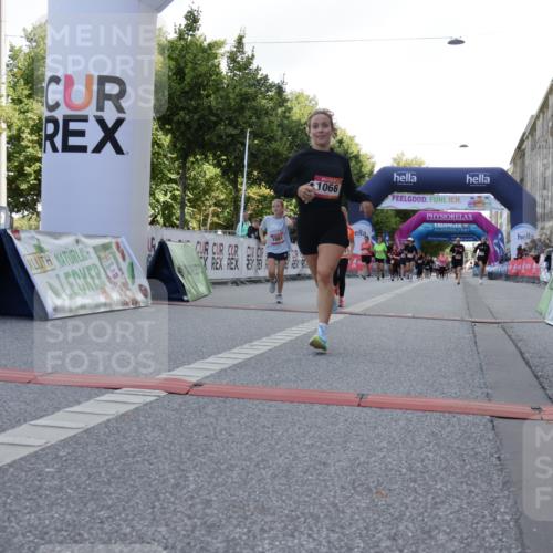 06.09.2026 - CURREX Alsterlauf Yannick Fuchs http://msf.ph/oto/10230295 06.09.2026 11:53:41 Ziel 1066, 1081, 1111, 8261 meine-sportfotos.de