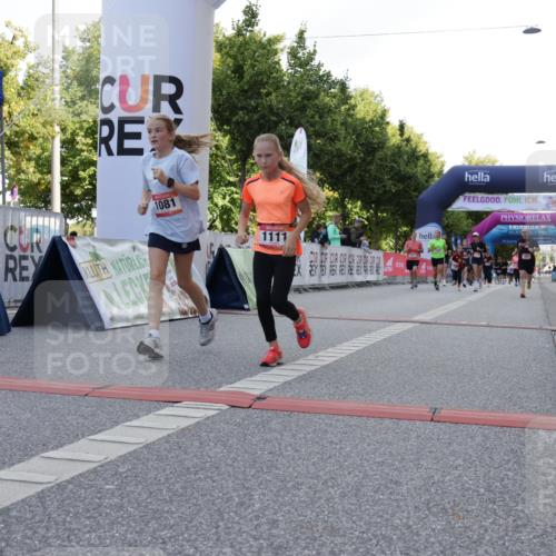 06.09.2026 - CURREX Alsterlauf Yannick Fuchs http://msf.ph/oto/10230301 06.09.2026 11:53:43 Ziel 1057, 1066, 1081, 1111, 1213, 8261 meine-sportfotos.de