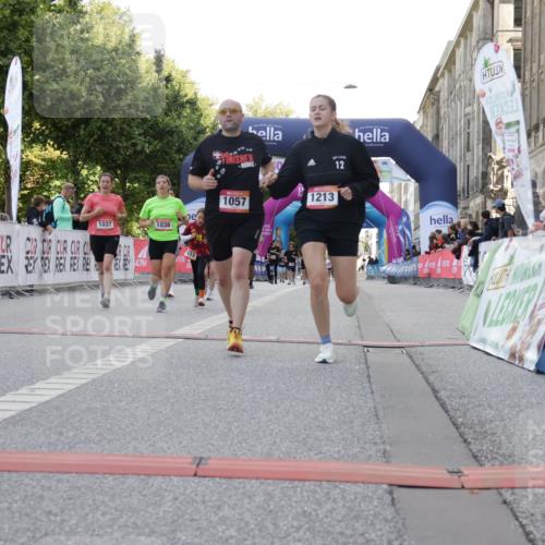 06.09.2026 - CURREX Alsterlauf Yannick Fuchs http://msf.ph/oto/10230310 06.09.2026 11:53:47 Ziel 1037, 1038, 1057, 1066, 1068, 1069, 1081, 1111, 1213 meine-sportfotos.de