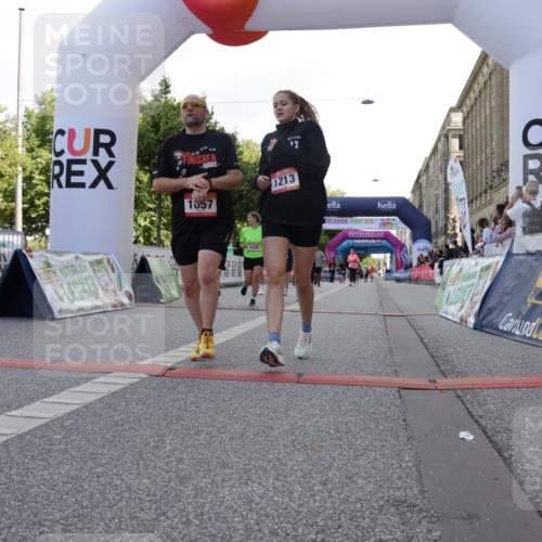 06.09.2026 - CURREX Alsterlauf Yannick Fuchs http://msf.ph/oto/10230318 06.09.2026 11:53:48 Ziel 1037, 1038, 1057, 1066, 1068, 1069, 1081, 1111, 1124, 1213 meine-sportfotos.de