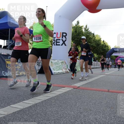 06.09.2026 - CURREX Alsterlauf Yannick Fuchs http://msf.ph/oto/10230321 06.09.2026 11:53:51 Ziel 1037, 1038, 1057, 1068, 1069, 1124, 1213, 1223, 1298, 1305 meine-sportfotos.de