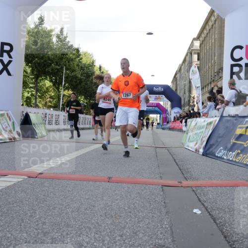 06.09.2026 - CURREX Alsterlauf Yannick Fuchs http://msf.ph/oto/10230359 06.09.2026 11:54:05 Ziel 1006, 1018, 1063, 1098, 1150, 1232, 1249, 1267, 1291, 1309, 8139, 8245 meine-sportfotos.de