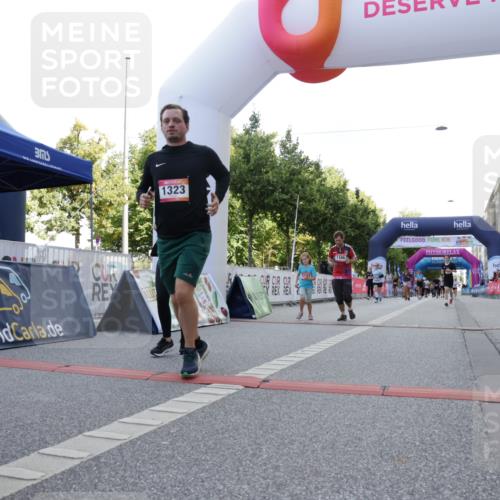 06.09.2026 - CURREX Alsterlauf Yannick Fuchs http://msf.ph/oto/10230405 06.09.2026 11:54:18 Ziel 1078, 1166, 1167, 1192, 1209, 1308, 1322, 1323, 8018 meine-sportfotos.de