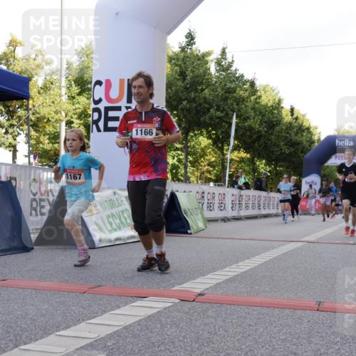 06.09.2026 - CURREX Alsterlauf Yannick Fuchs http://msf.ph/oto/10230410 06.09.2026 11:54:21 Ziel 1078, 1104, 1151, 1166, 1167, 1192, 1308, 1322, 1323, 8018 meine-sportfotos.de