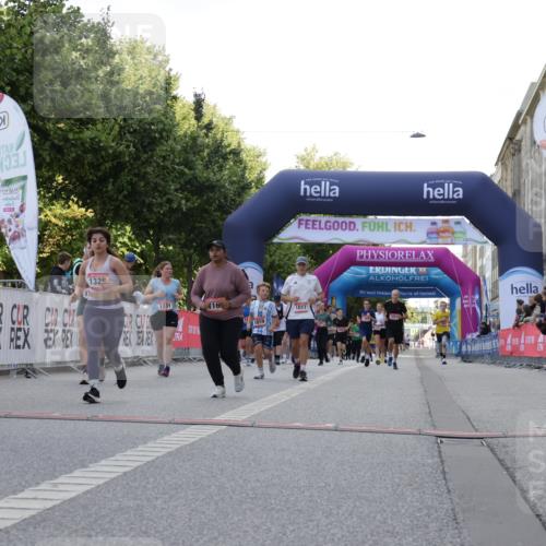 06.09.2026 - CURREX Alsterlauf Yannick Fuchs http://msf.ph/oto/10230464 06.09.2026 11:54:36 Ziel 1017, 1019, 1122, 1168, 1191, 1289, 1290, 1325, 1328, 1331, 8185 meine-sportfotos.de