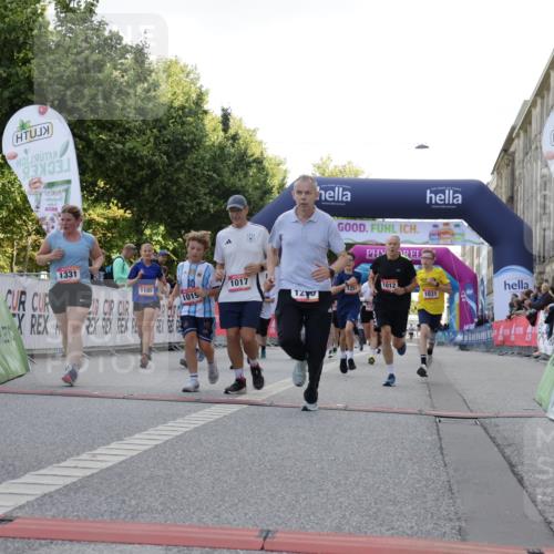 06.09.2026 - CURREX Alsterlauf Yannick Fuchs http://msf.ph/oto/10230480 06.09.2026 11:54:40 Ziel 1012, 1017, 1019, 1031, 1101, 1122, 1168, 1185, 1222, 1251, 1260, 1280, 1289, 1290, 1325, 1328, 1331 meine-sportfotos.de