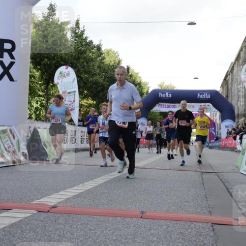 06.09.2026 - CURREX Alsterlauf Yannick Fuchs http://msf.ph/oto/10230482 06.09.2026 11:54:41 Ziel 1012, 1017, 1019, 1031, 1060, 1101, 1122, 1168, 1185, 1222, 1231, 1251, 1260, 1270, 1280, 1289, 1290, 1325, 1331 meine-sportfotos.de