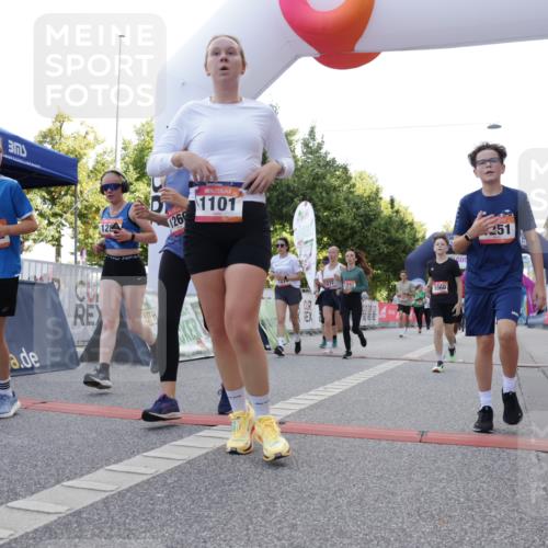 06.09.2026 - CURREX Alsterlauf Yannick Fuchs http://msf.ph/oto/10230502 06.09.2026 11:54:46 Ziel 1012, 1017, 1019, 1031, 1060, 1101, 1140, 1145, 1185, 1222, 1231, 1247, 1251, 1260, 1270, 1272, 1275, 1276, 1280, 1289, 1290, 1331 meine-sportfotos.de