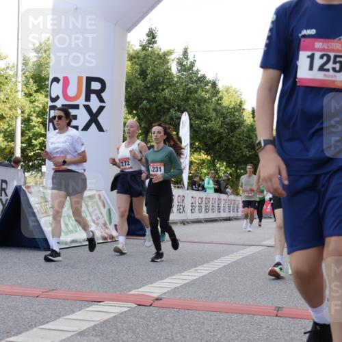 06.09.2026 - CURREX Alsterlauf Yannick Fuchs http://msf.ph/oto/10230509 06.09.2026 11:54:47 Ziel 1012, 1017, 1019, 1031, 1060, 1101, 1140, 1145, 1185, 1222, 1231, 1247, 1251, 1260, 1270, 1272, 1275, 1276, 1280, 1290, 1331 meine-sportfotos.de