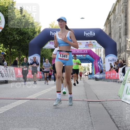 06.09.2026 - CURREX Alsterlauf Yannick Fuchs http://msf.ph/oto/10230562 06.09.2026 11:55:10 Ziel 1073, 1141, 1147, 1170, 1196, 1245, 1278, 1307, 1341, 8344 meine-sportfotos.de