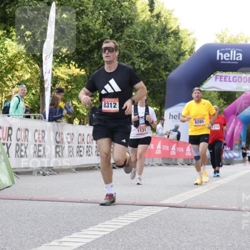 06.09.2026 - CURREX Alsterlauf Yannick Fuchs http://msf.ph/oto/10230714 06.09.2026 11:56:09 Ziel 1131, 1162, 1214, 1320, 8103, 8285, 8312 meine-sportfotos.de