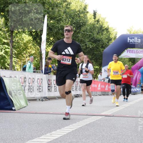 06.09.2026 - CURREX Alsterlauf Yannick Fuchs http://msf.ph/oto/10230716 06.09.2026 11:56:09 Ziel 1131, 1162, 1214, 1320, 8103, 8285, 8312 meine-sportfotos.de