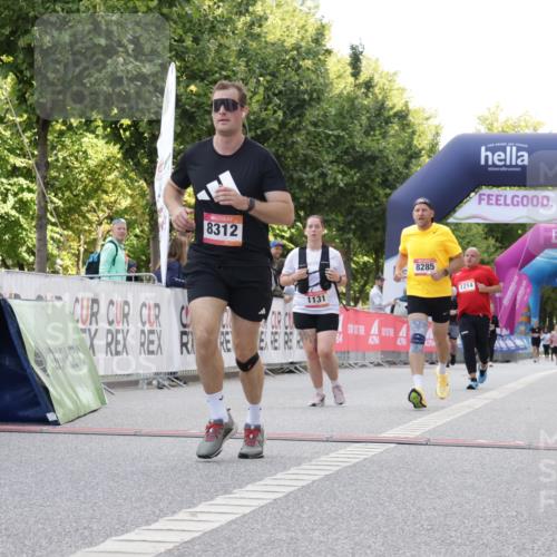 06.09.2026 - CURREX Alsterlauf Yannick Fuchs http://msf.ph/oto/10230717 06.09.2026 11:56:09 Ziel 1131, 1162, 1214, 1320, 8103, 8285, 8312 meine-sportfotos.de
