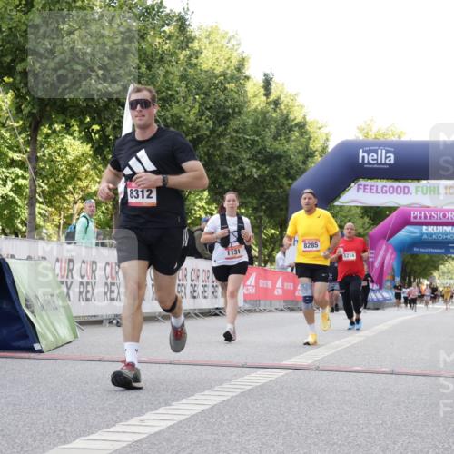 06.09.2026 - CURREX Alsterlauf Yannick Fuchs http://msf.ph/oto/10230718 06.09.2026 11:56:09 Ziel 1131, 1162, 1214, 1320, 8103, 8285, 8312 meine-sportfotos.de