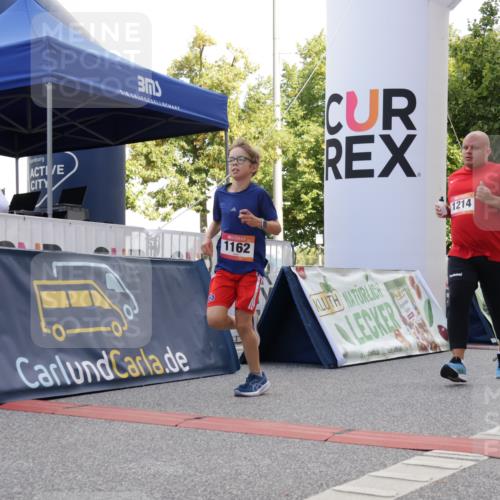 06.09.2026 - CURREX Alsterlauf Yannick Fuchs http://msf.ph/oto/10230738 06.09.2026 11:56:15 Ziel 1131, 1162, 1214, 8285, 8312 meine-sportfotos.de