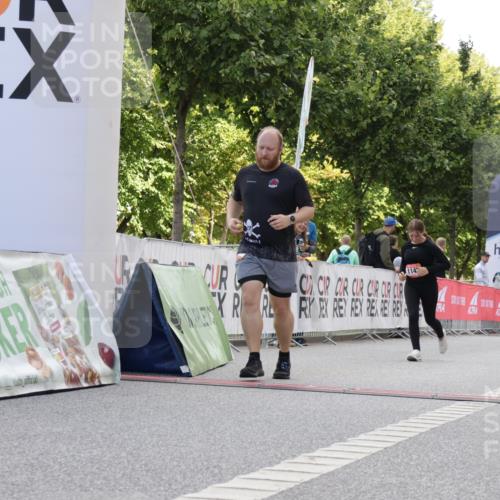 06.09.2026 - CURREX Alsterlauf Yannick Fuchs http://msf.ph/oto/10230751 06.09.2026 11:56:20 Ziel 1032, 1142, 1162, 1214, 8267 meine-sportfotos.de